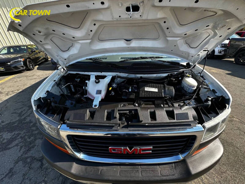 2019 GMC Savana 2500