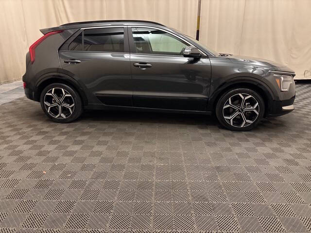 2024 Kia Niro EX Touring