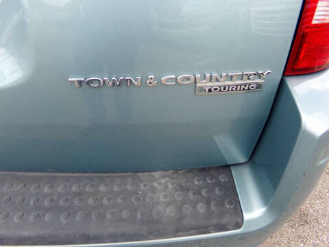 2010 Chrysler Town and Country Touring