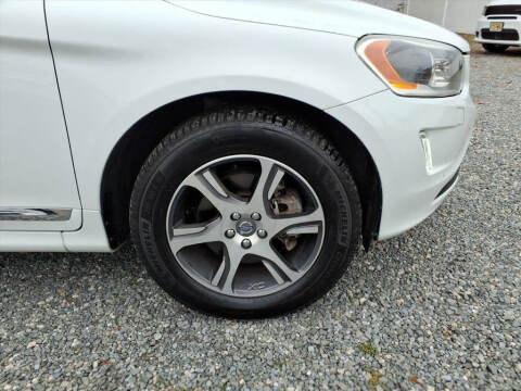 2015 Volvo XC60 T6 Platinum