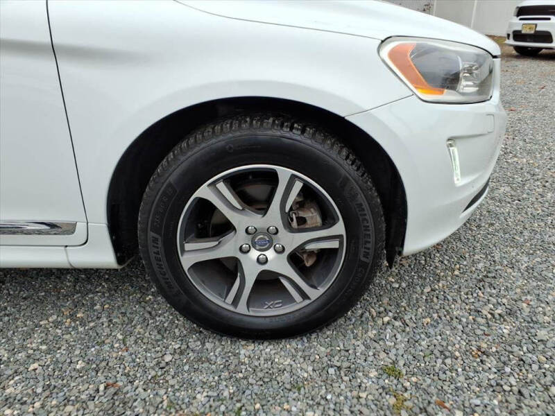 2015 Volvo XC60 T6 Platinum