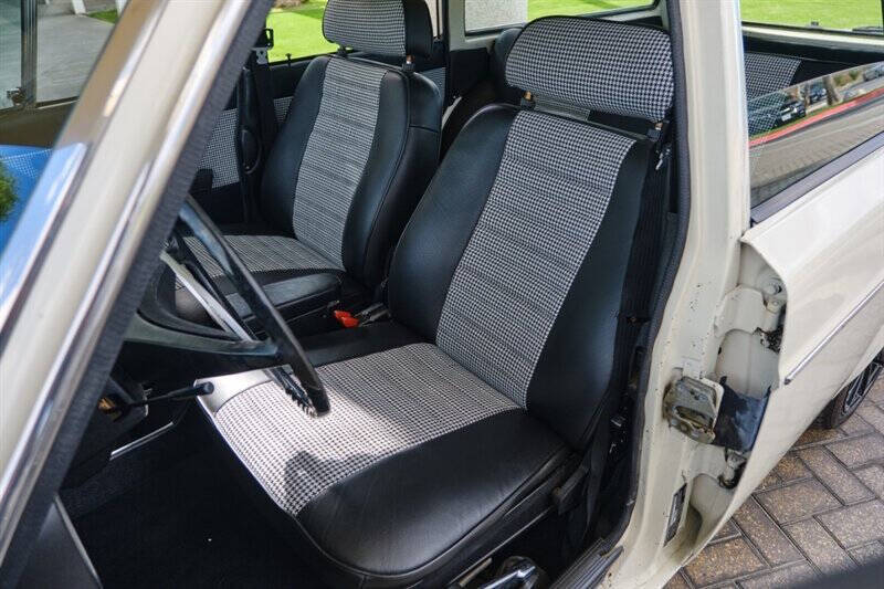 1971 Volvo 145