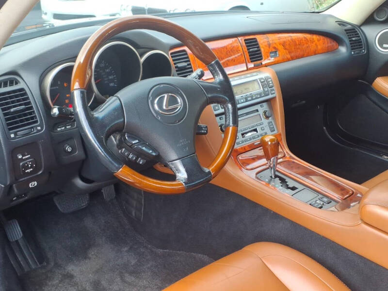 2005 Lexus SC 430