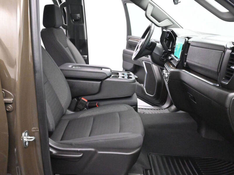 2023 GMC Sierra 1500 Elevation Standard
