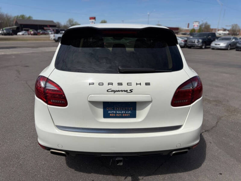 2011 Porsche Cayenne S