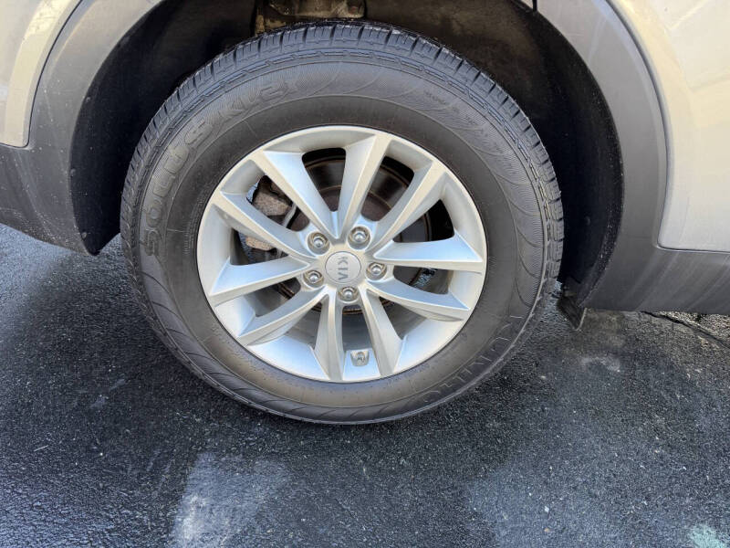2016 Kia Sorento LX
