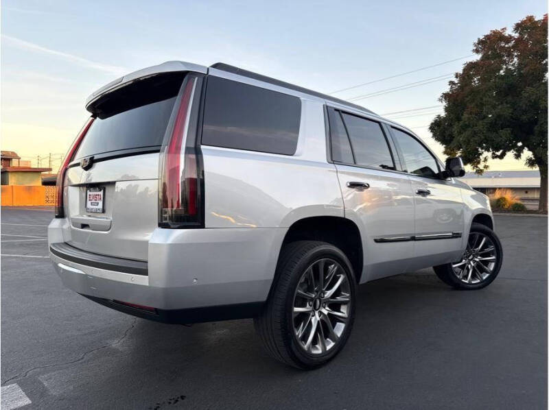 2019 Cadillac Escalade Luxury