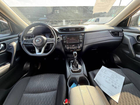 2018 Nissan Rogue SV