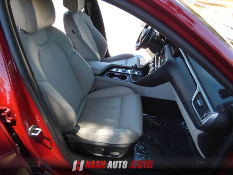 2022 Genesis G70