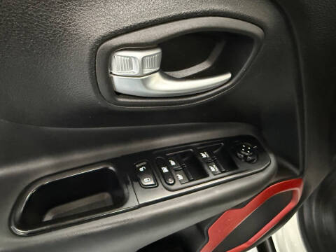 2015 Jeep Renegade Trailhawk