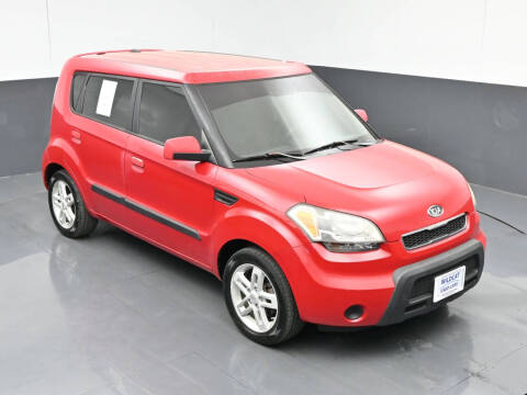 2010 Kia Soul +