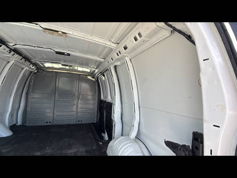 2021 Chevrolet Express 2500