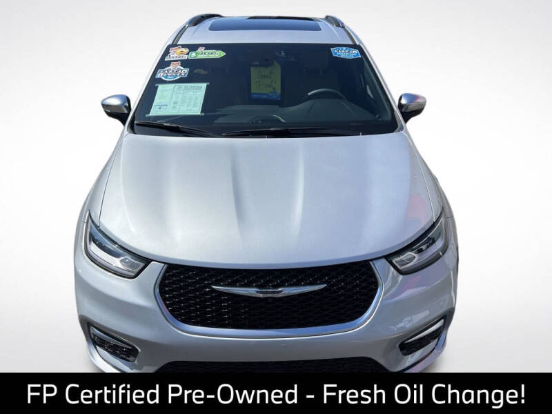 2023 Chrysler Pacifica Plug-In Hybrid Pinnacle