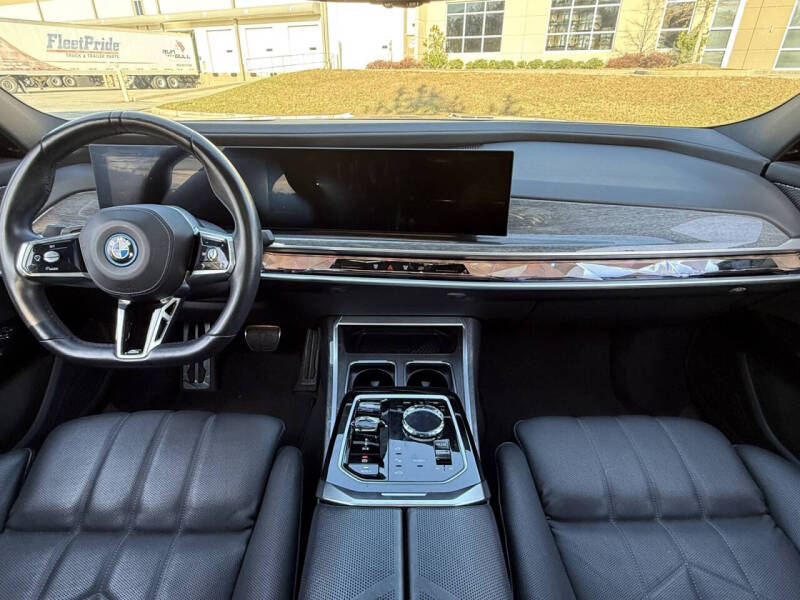 2024 BMW i7 eDrive50