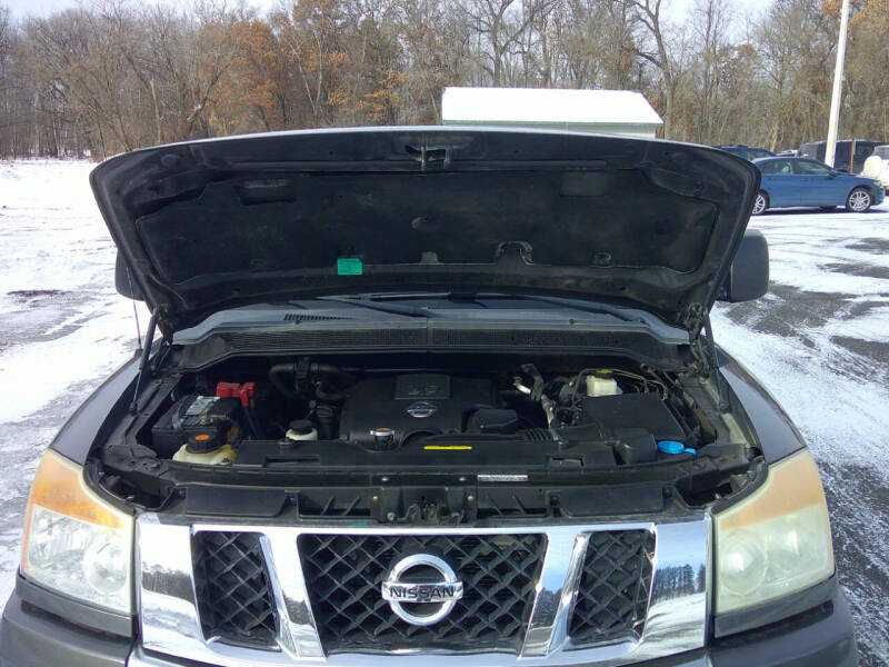 2012 Nissan Titan SV