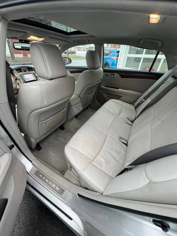 2011 Toyota Avalon Limited