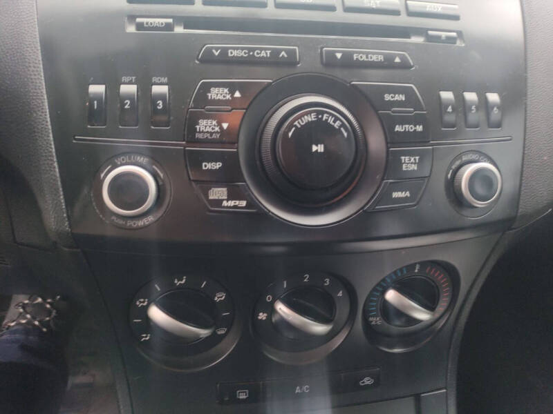 2013 Mazda MAZDA3 i Sport