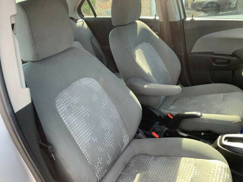 2019 Chevrolet Sonic LS Auto