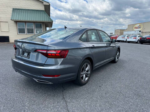 2019 Volkswagen Jetta R-Line