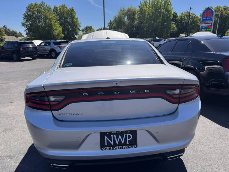 2022 Dodge Charger SXT