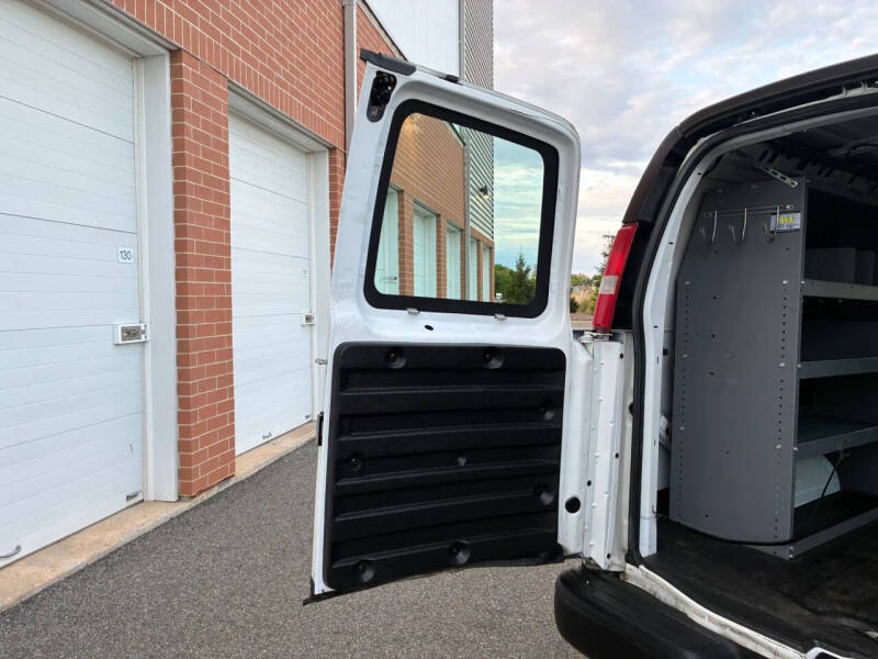 2016 GMC Savana 2500
