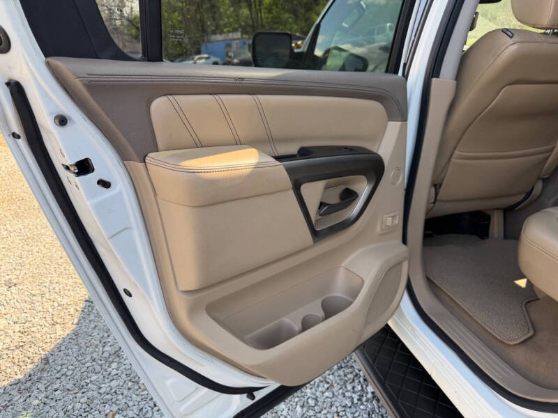 2015 Nissan Armada Platinum