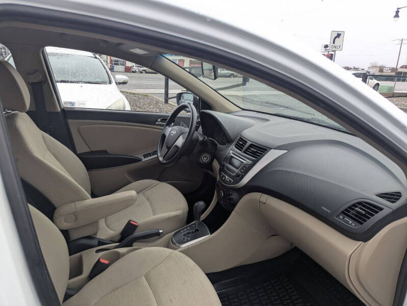 2015 Hyundai Accent GLS