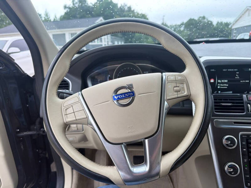 2016 Volvo XC60 T5 Drive-E Premier