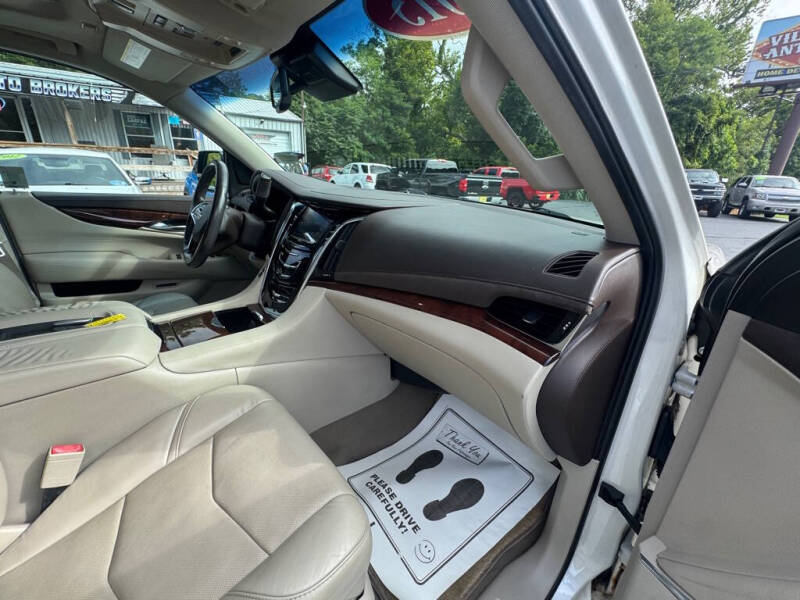 2015 Cadillac Escalade Luxury