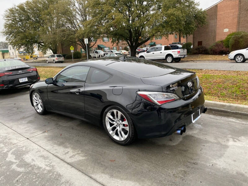 2014 Hyundai Genesis Coupe 2.0T R-Spec