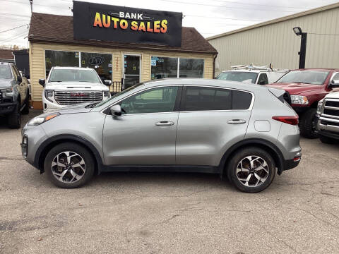 2020 Kia Sportage for sale at BANK AUTO SALES in Wayne MI