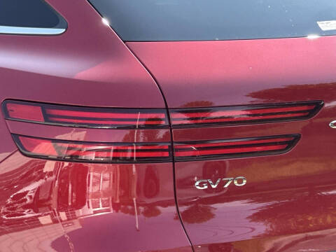 2026 Genesis GV70