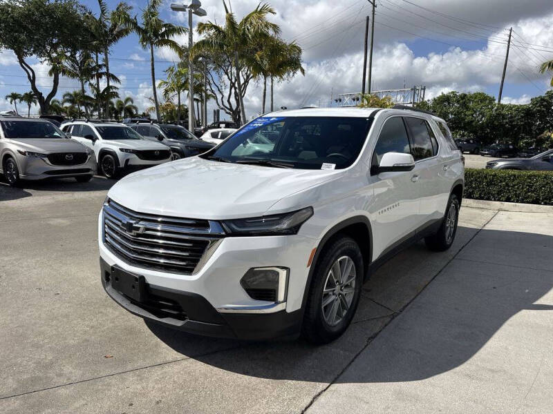 2023 Chevrolet Traverse LT Cloth