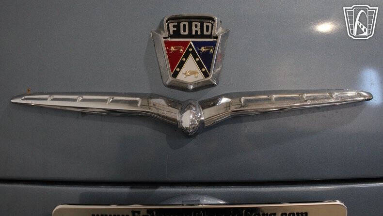 1954 Ford Crestline
