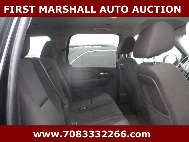 2011 Chevrolet Suburban LS