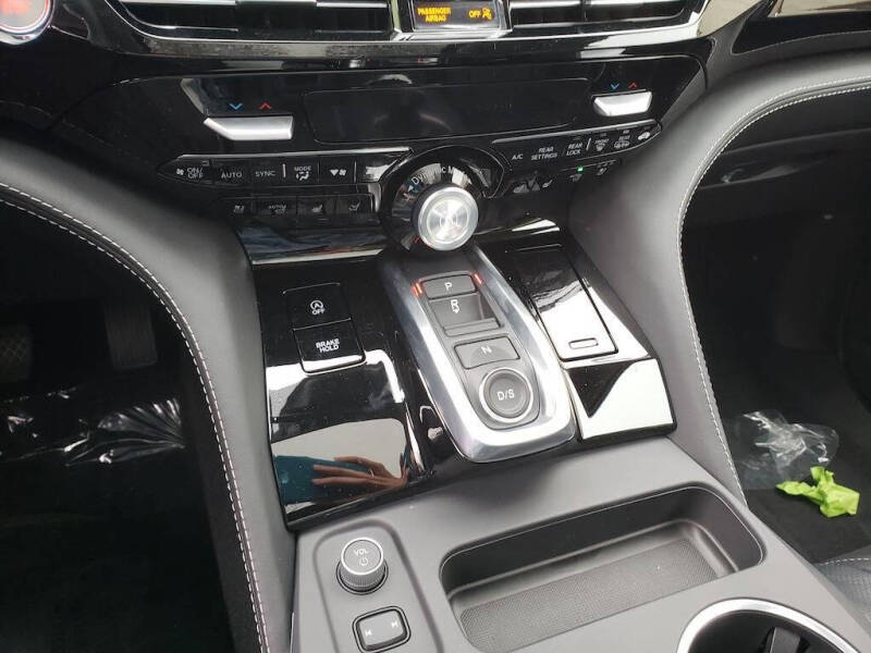 2026 Acura MDX SH-AWD w/Advance