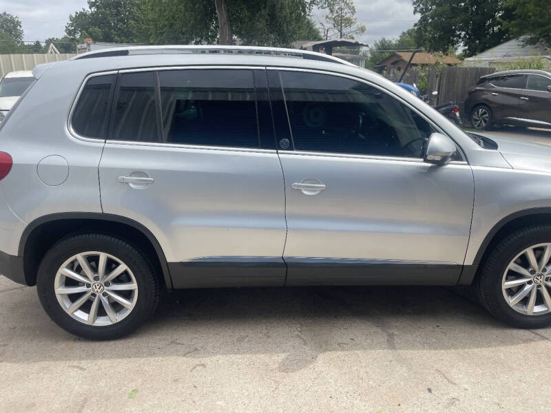 2017 Volkswagen Tiguan 2.0T Wolfsburg Edition