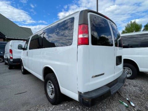 2017 Chevrolet Express 2500