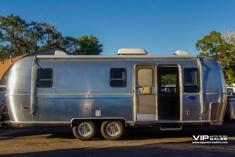 2000 Airstream 26'
