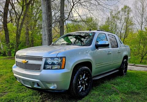 2013 Chevrolet Avalanche for sale at GOLDEN RULE AUTO in Newark OH