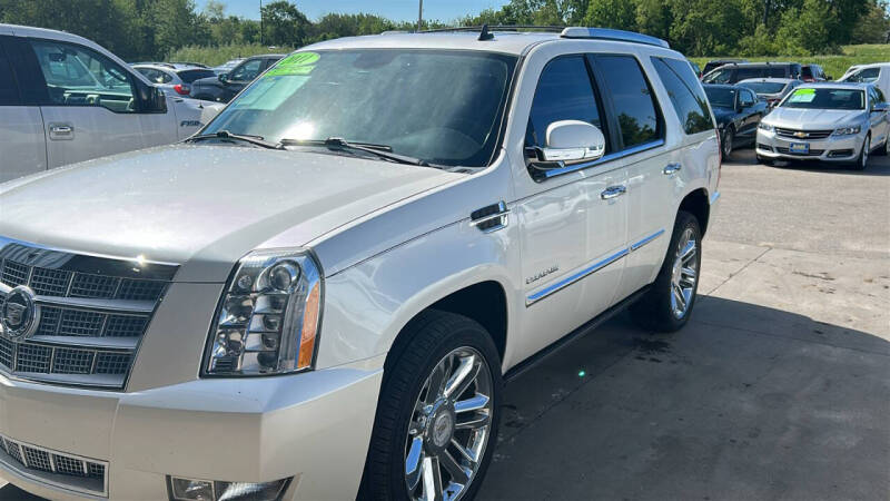 2011 Cadillac Escalade Platinum Edition