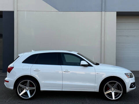 2012 Audi Q5 3.2 quattro Premium Plus