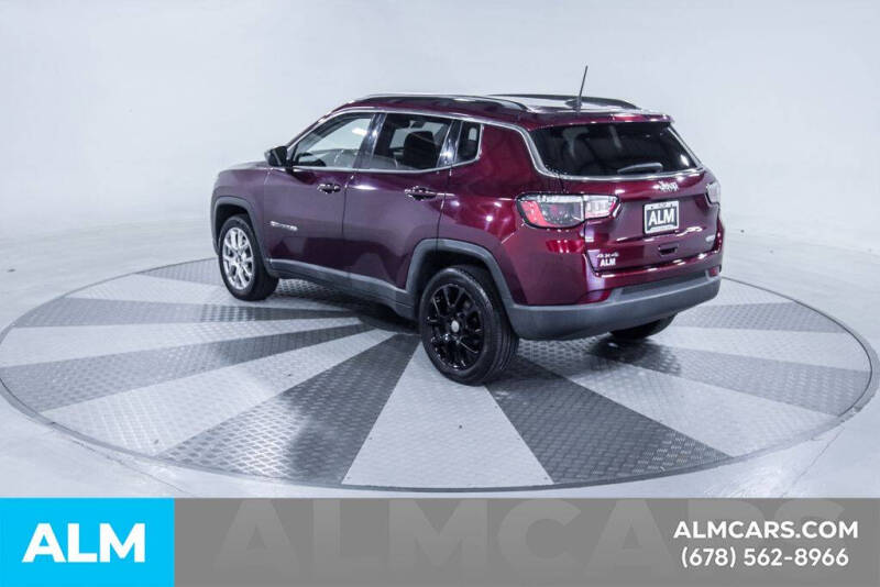 2022 Jeep Compass Latitude Lux