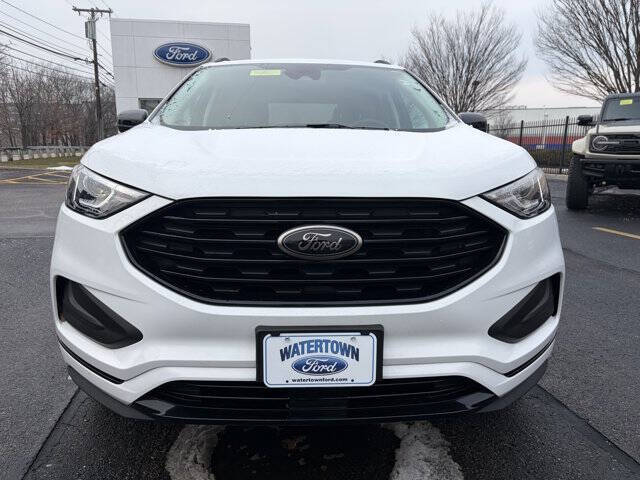 2023 Ford Edge SE
