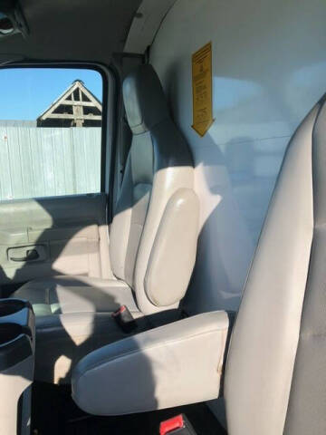 2011 Ford E-350