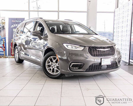 2022 Chrysler Pacifica Touring L