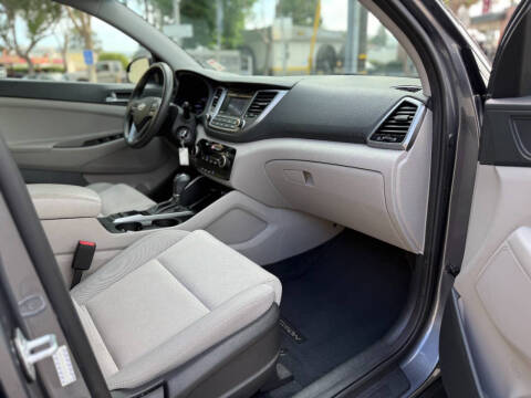 2017 Hyundai Tucson SE