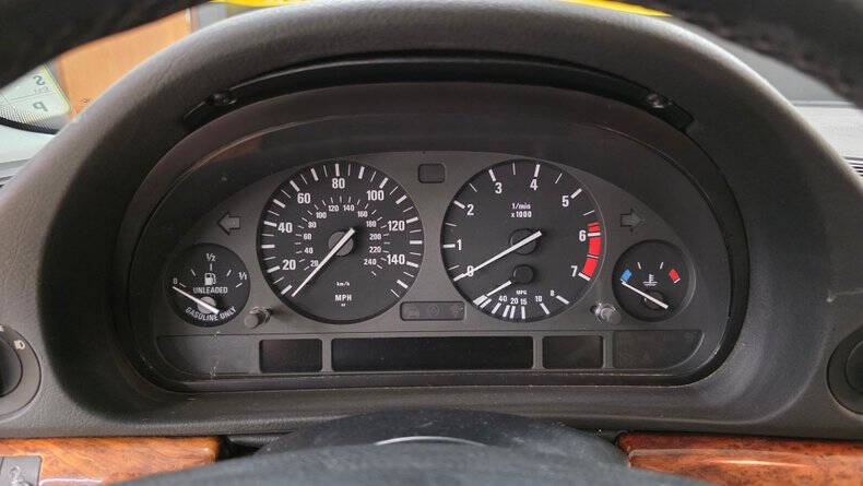 1999 BMW 7 Series 740i