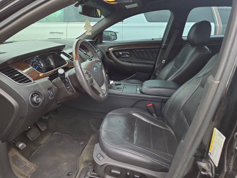 2015 Ford Taurus Limited