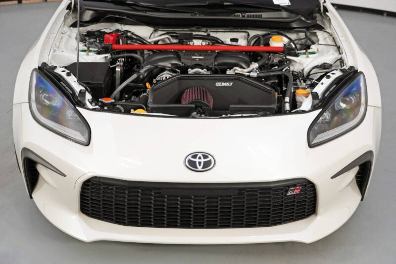 2024 Toyota GR86 Premium